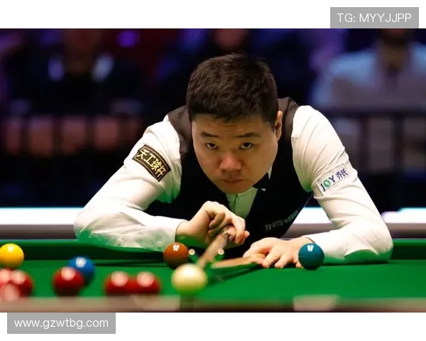 丁俊晖激战利亚姆海菲尔德上演斯诺克国际锦标赛巅峰对决 丁俊晖激战利亚姆海菲尔德上演斯诺克国际锦标赛巅峰对决